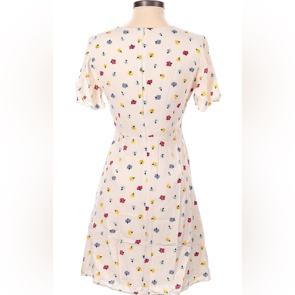 Madewell Flutter-Sleeve Mini Dress in White with Floral - Picture 2 of 3